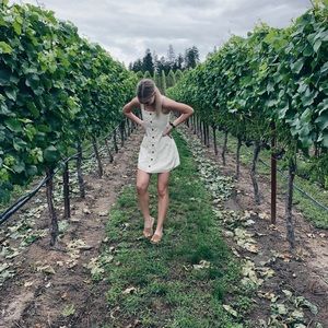 Meet your Posher, Leah